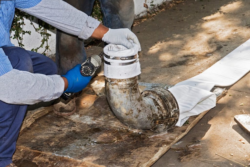 Sewer Cleaning / Main Line Drain Cleaning