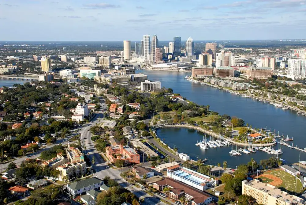 Aerial view of the Tampa skyline and Hillsborough River